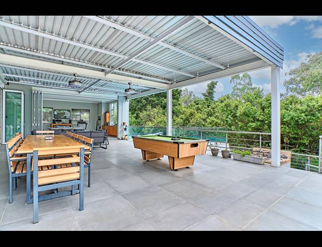 6 BEDROOM HOUSE FOR SALE IN BLUE HILLS COUNTRY ESTATE